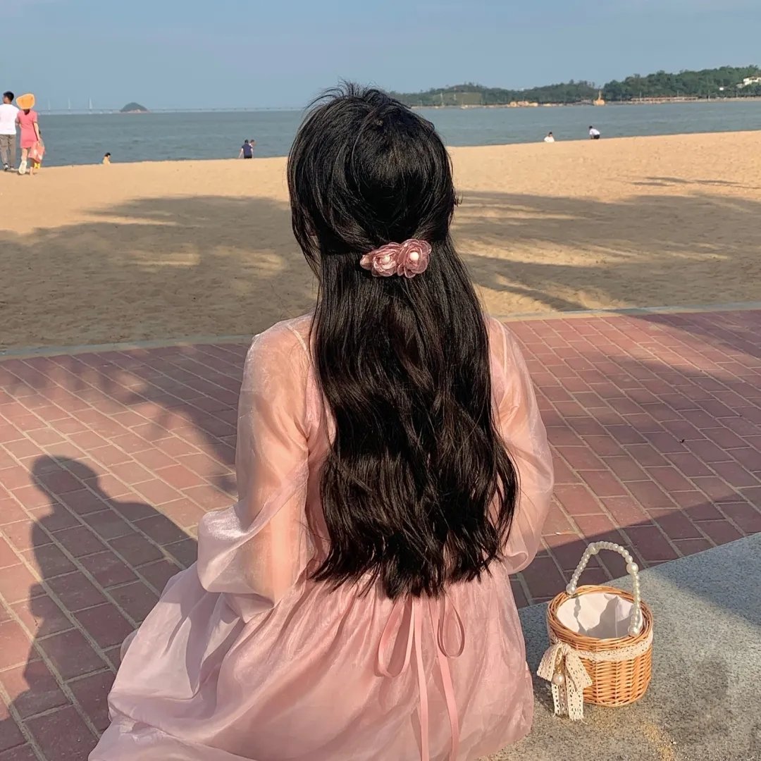 少女与海怪